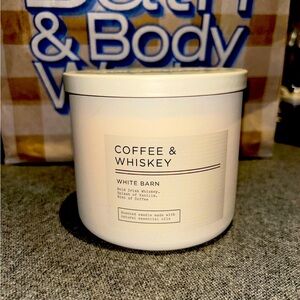 Bath & Body Works Coffee & Whiskey 3 Wick Candle